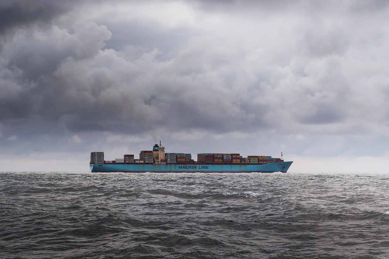 ¿Cuánto dura un contenedor marítimo de China a Colombia?