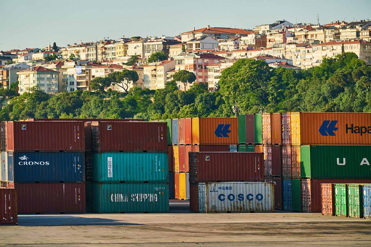 Precio flete transporte de carga internacional para el 2023: ¿Qué se espera?
