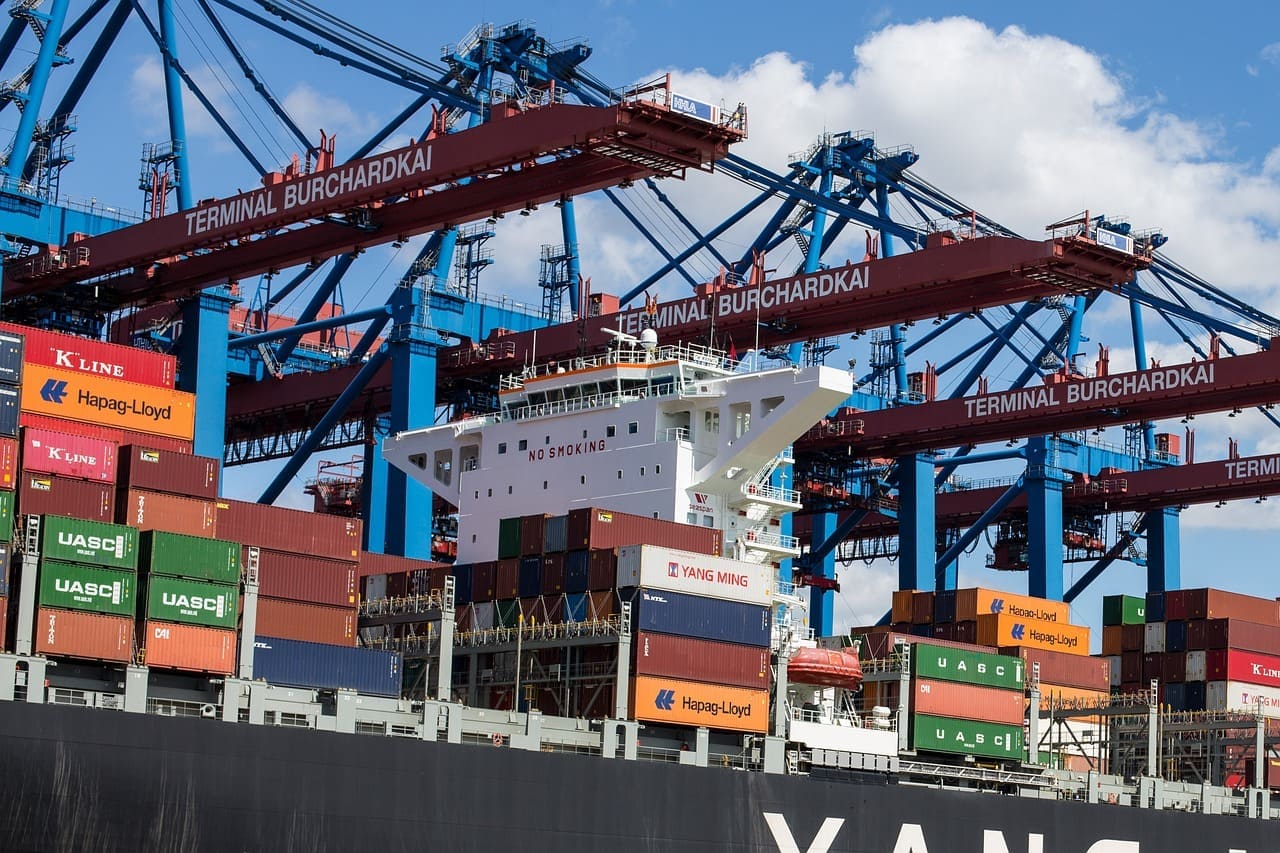 ¿Vale la pena invertir en un contenedor marítimo?