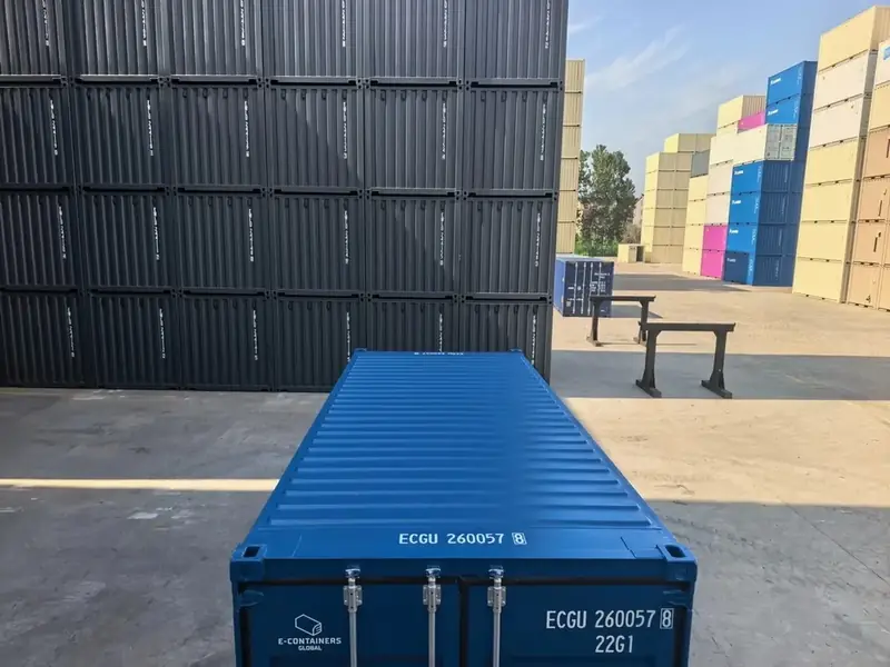 Dry shipping container gallery photo 10