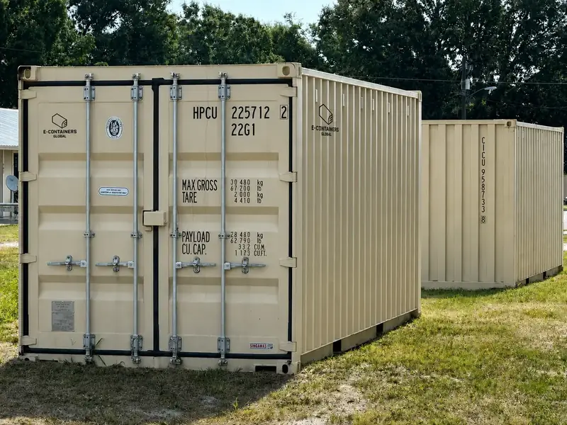 Dry shipping container gallery photo 13